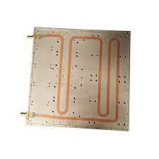 Embedded copper tube liquid cold plate Eingebettete flüssige Kühlplatte aus Kupferrohr