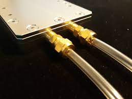 Liquid cold plate with water pipes Flüssigkühlplatte mit Wasserleitungen