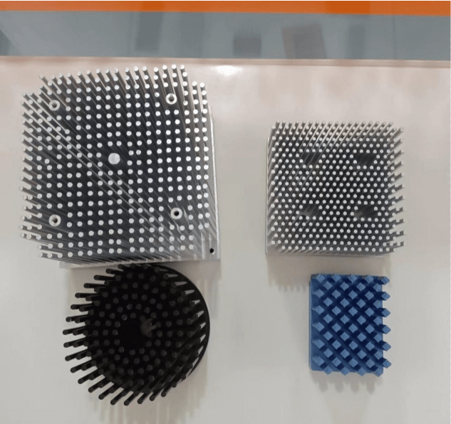 Cold Forged Radiator Kaltgeschmiedeter Kühler