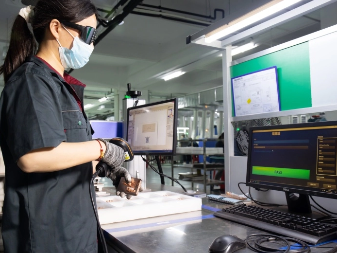 Das HS-Code-Labyrinth: Zollklassifizierung für flüssige Kühlplatten