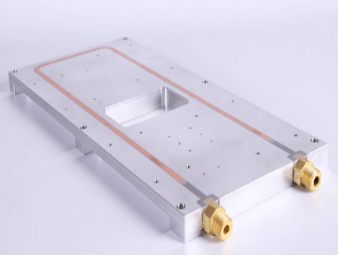 Fl&uuml;ssigkeitsk&uuml;hlplatte, K&uuml;hlk&ouml;rper